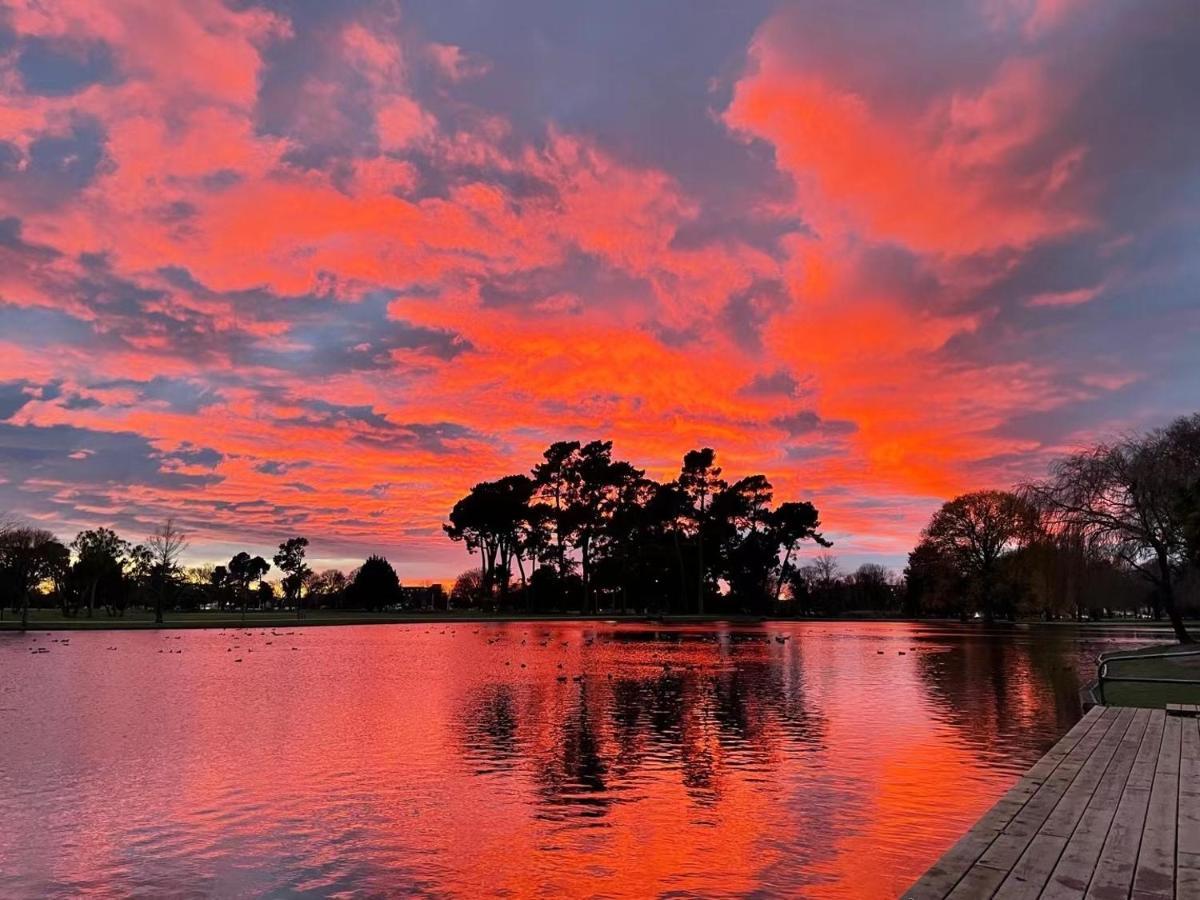 Central Park Motor Lodge Christchurch Buitenkant foto